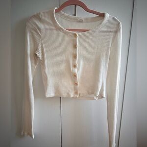 Aritzia cropped white buttoned long sleeve